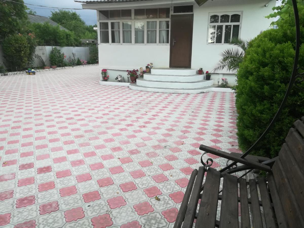 Vacation Home On Sayat Nova 6A Alakhadze Luaran gambar